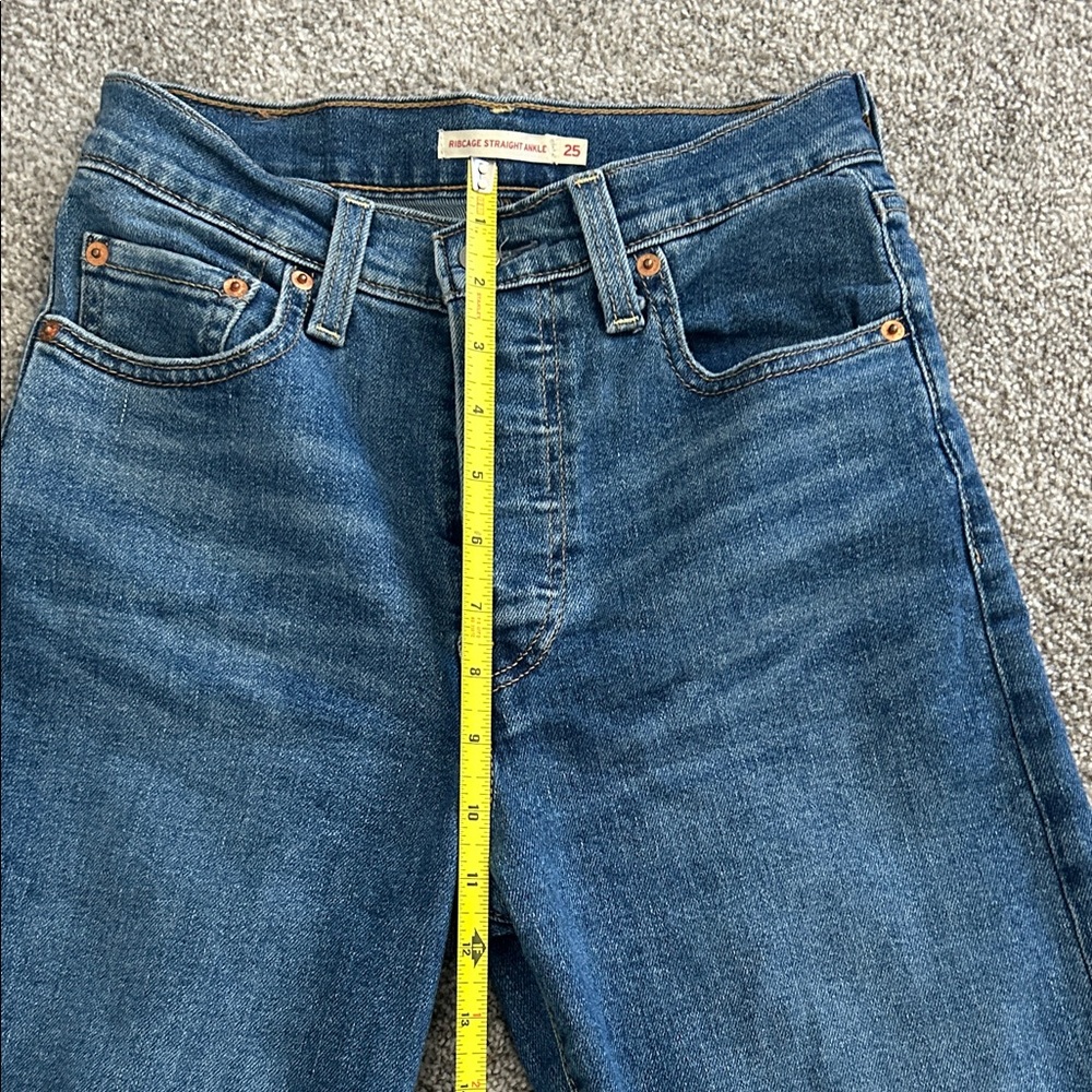 Levi's Ribcage Straight Ankle - Picture 2 of 8